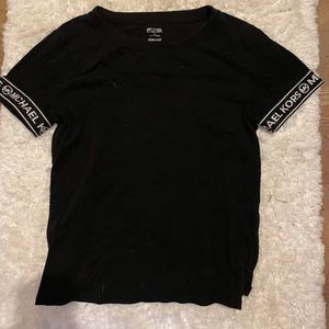 Authentic Size M (W) Micheal Kors Tee shirt